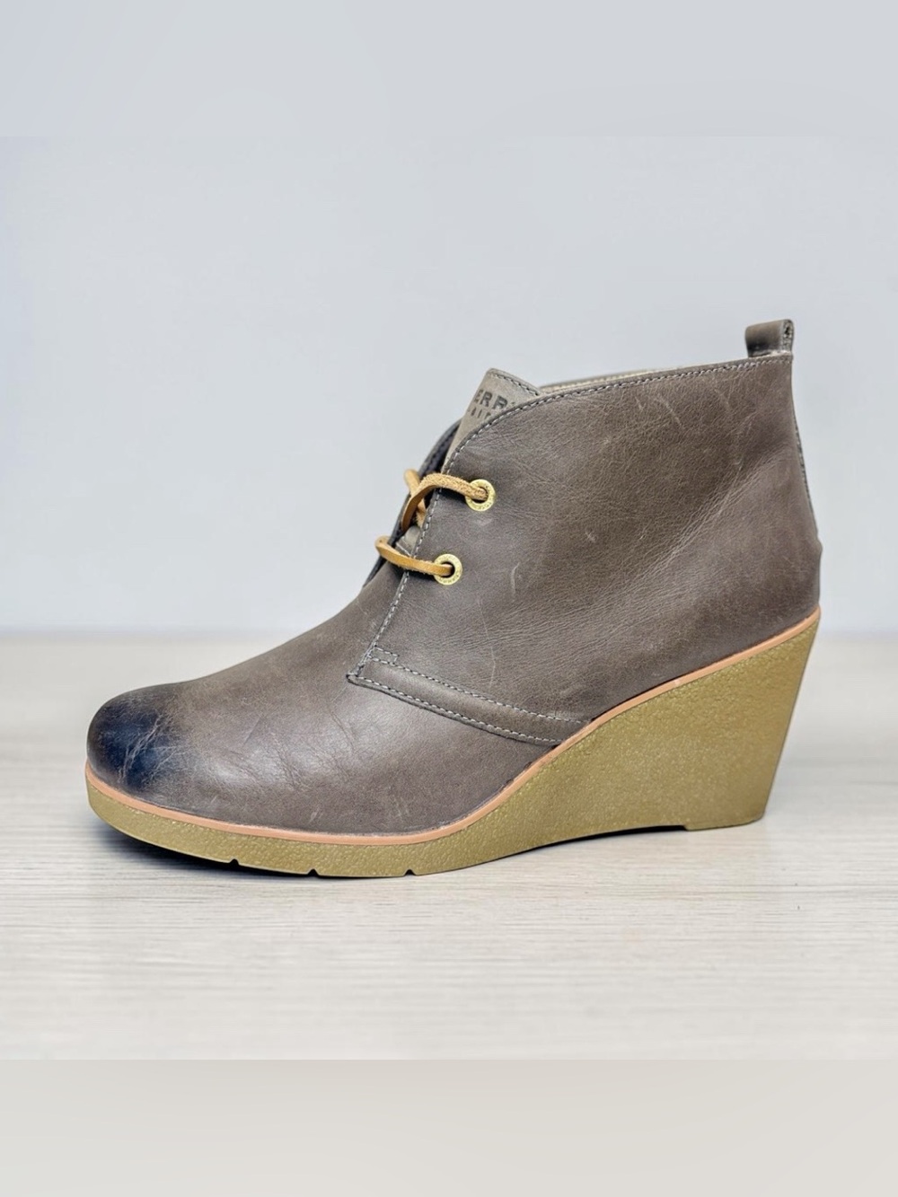 Sperry Chocolate Leather Platform Wedge Booties Women’s Size 10M